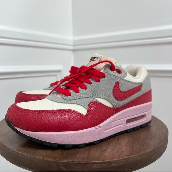 NIKE AIR MAX 1 VINTAGE HYPER RED - Picture 2 of 12